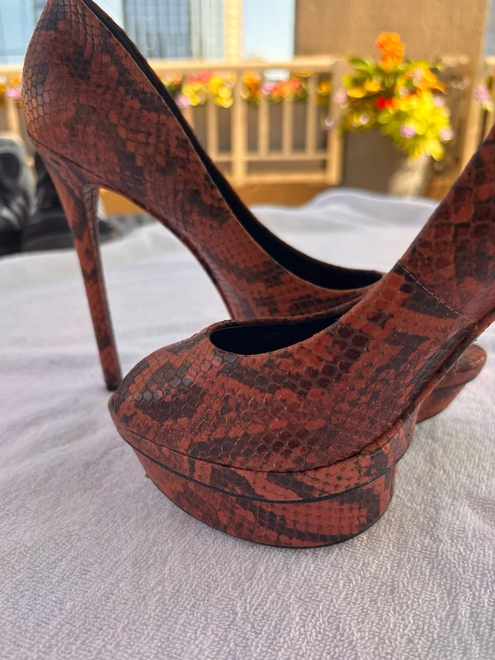 Brian Atwood Snakeskin Platform Stelitto Hells Size 9.5 Y2K Retro Glam